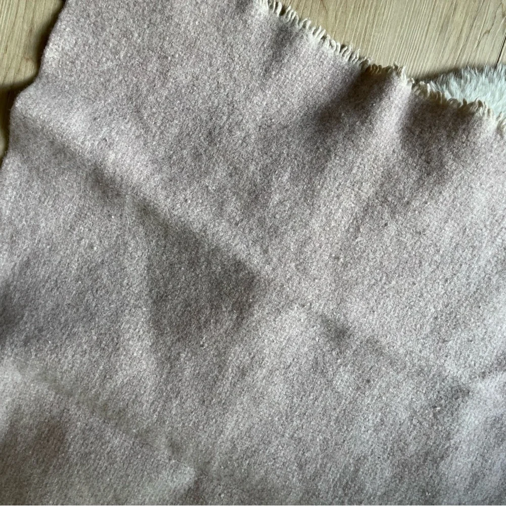 Williams Sonoma Home Wool Mat Rug Mauve Ivory
